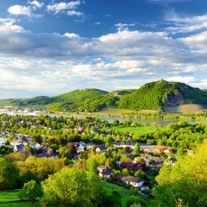 Blick auf Bonn und Rhein mit dem Siebengebirge